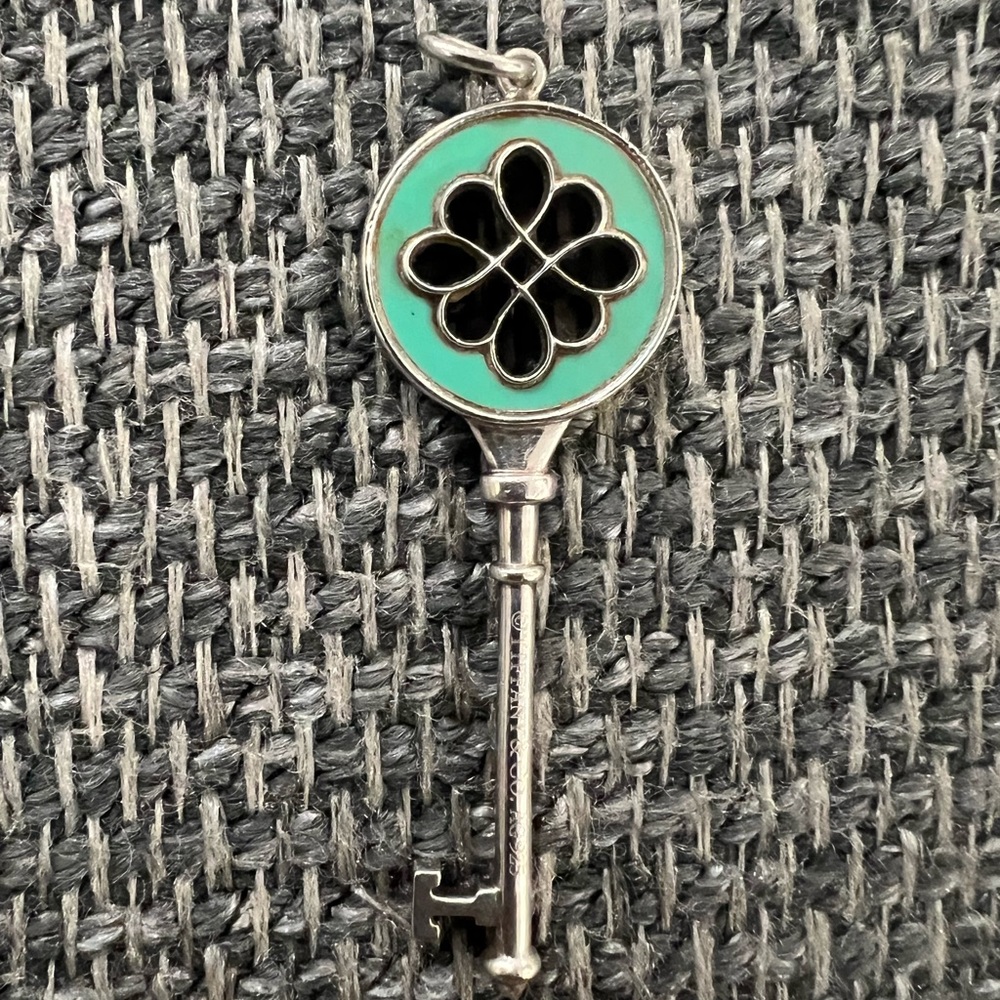 Rare Tiffany blue key. Breakup sale! Make my loss your gain. Authentic.